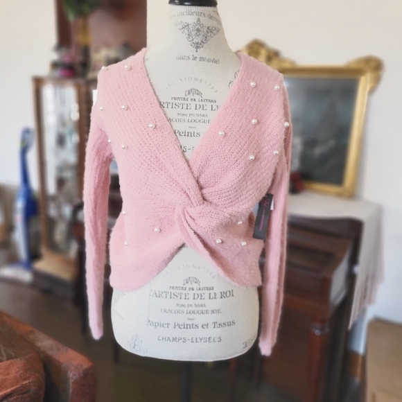 Soft and fuzzy cropped sweater with pearls. - Picture 1 of 3